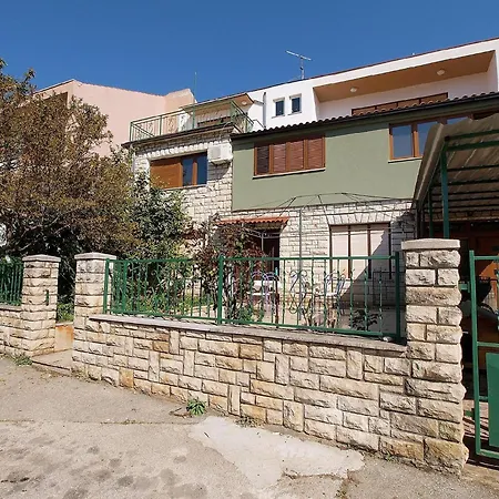 Fuer 4 Personen Ca 68 Qm In Pula, Istrien Istrische Riviera Apartment *